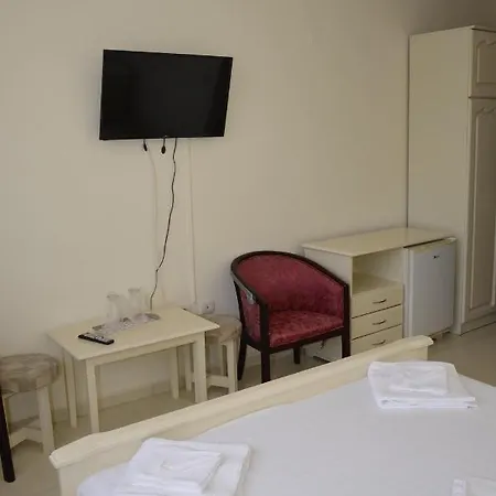 Impact コスティネシュティ