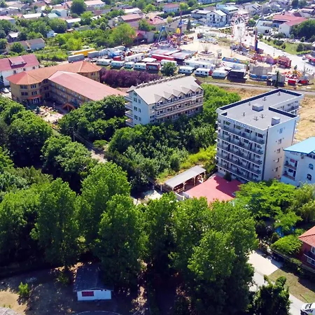 ホテル Impact コスティネシュティ