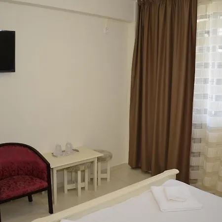 Hotel Impact 3*