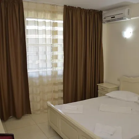 Impact Hotel 3*