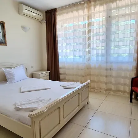 Impact Hotell Costinesti