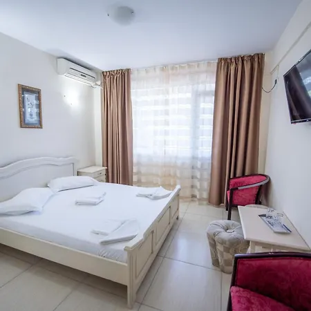 Hotel Impact 3*