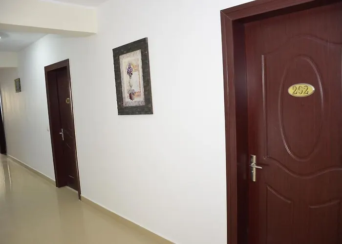 Hotel Impact Costinesti